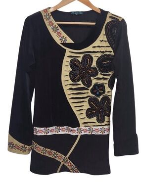 NWT Leopards & Roses Black and Tan Long Sleeve sweater. Size L.